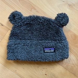 Patagonia baby furry friends fleece hat